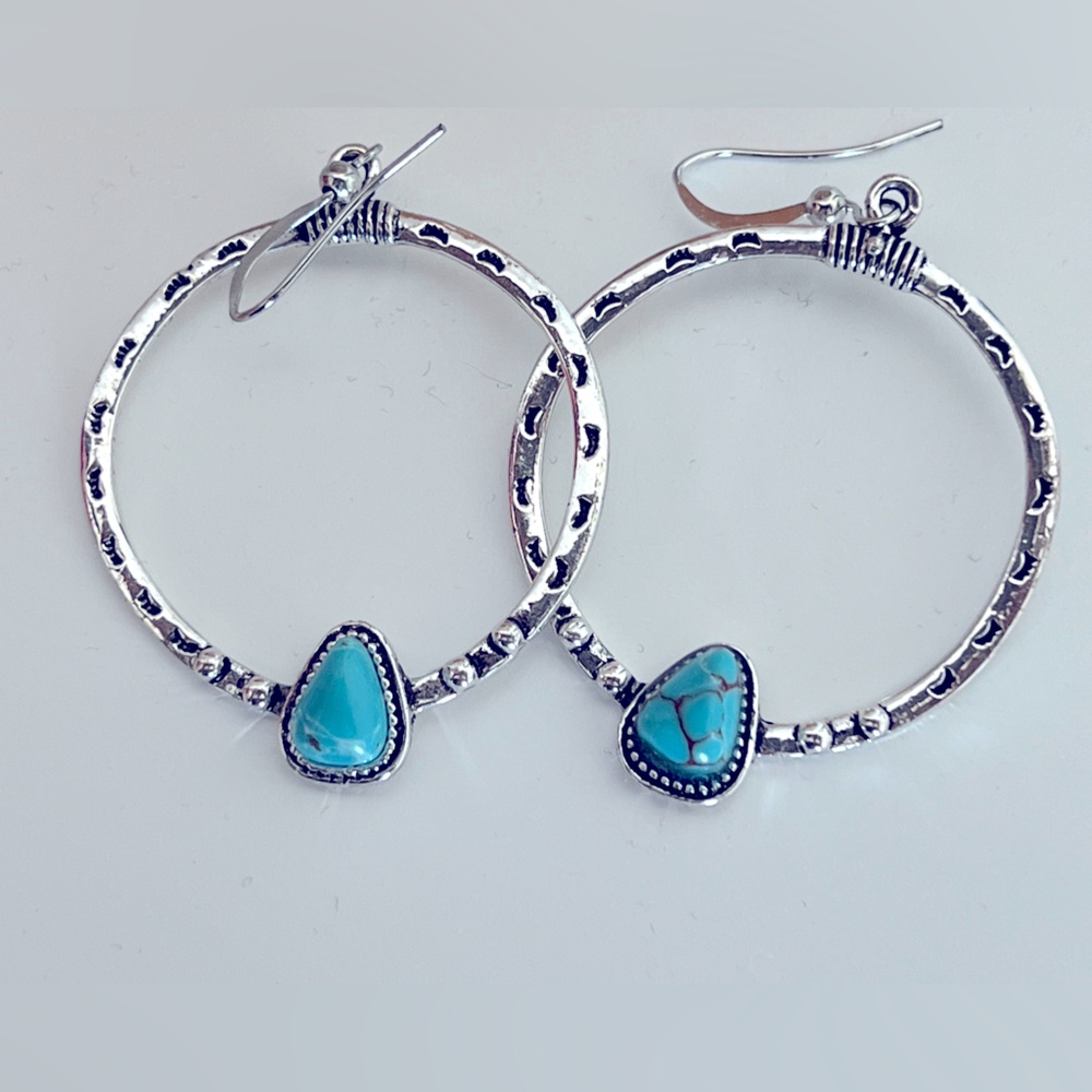 Silver turquoise earrings